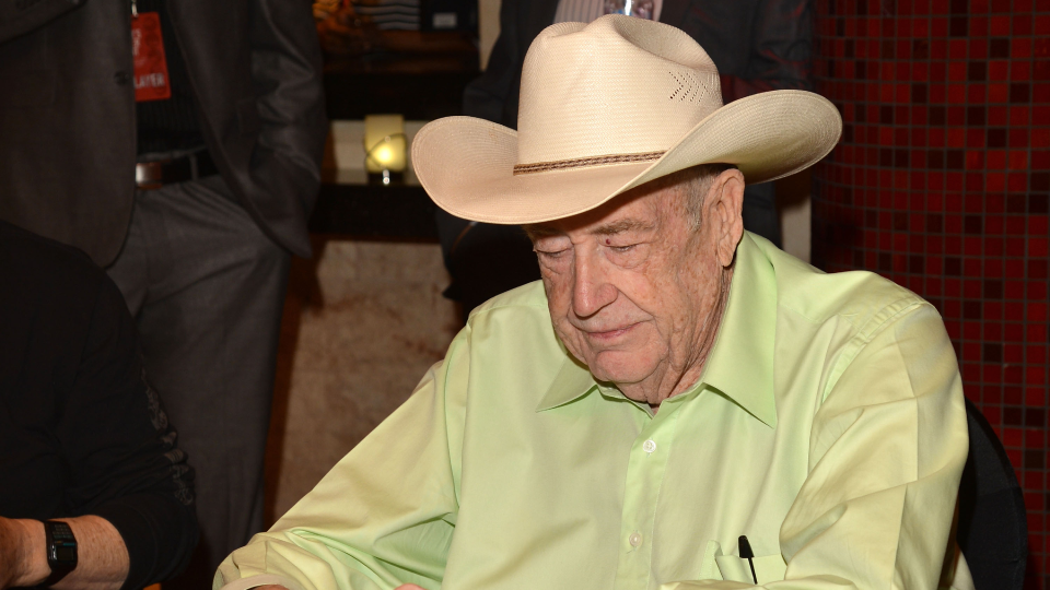 Kubet Thế giới poker phản ứng trước cái chết của huyền thoại Doyle Brunson