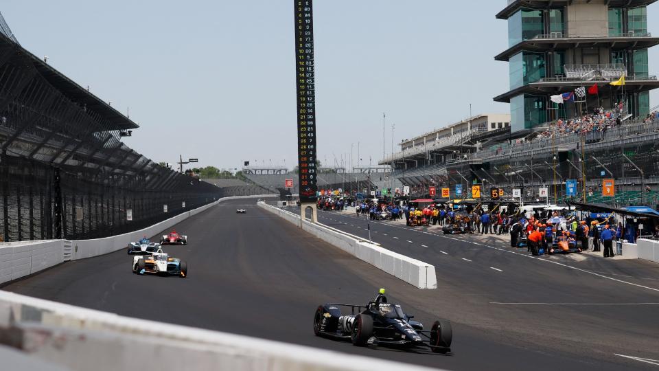 Kubet phát hành Người hâm mộ có xe bị lốp bay tại Indy 500 đâm vào đường đua, được phép hôn gạch