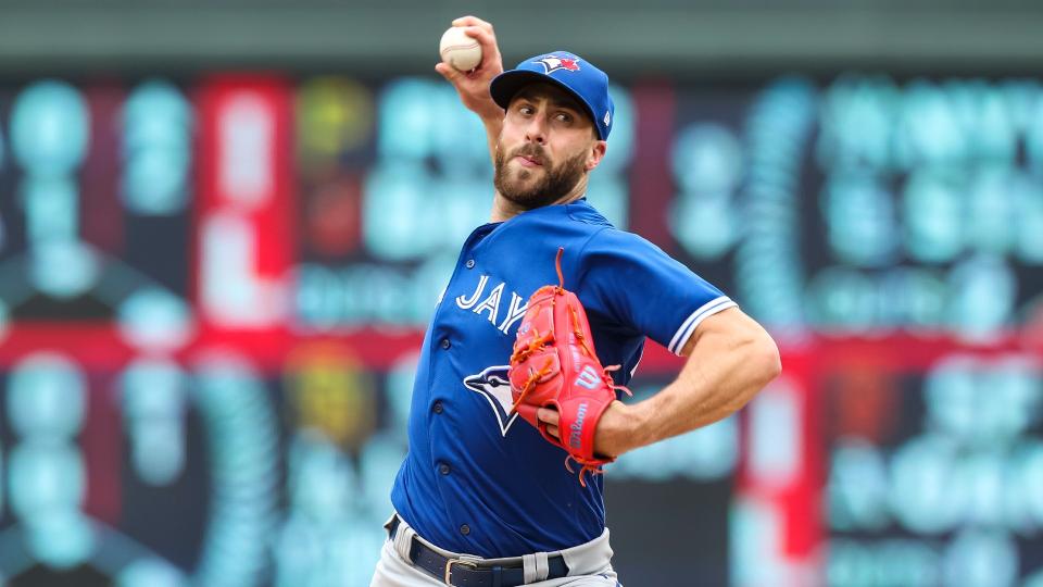 Ku Vận động viên ném bóng Anthony Bass của Blue Jays xin lỗi vì đã chia sẻ video Instagram chống LGBTQIA
