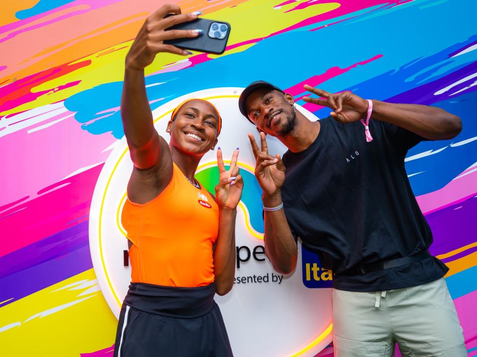 Ku Jimmy Butler nói với Coco Gauff rằng Heat đang lọt vào trận chung kết NBA trước giải đấu play-in