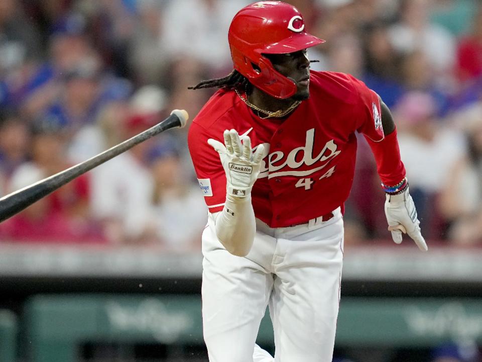 Ku Elly De La Cruz đã làm gì trong trận ra mắt MLB? Số liệu thống kê, điểm nổi bật và nhiều điều cần biết từ trận đấu nổi bật của tân binh Quỷ đỏ