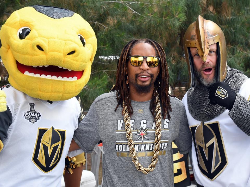 Ku Linh vật của Golden Knights là gì?